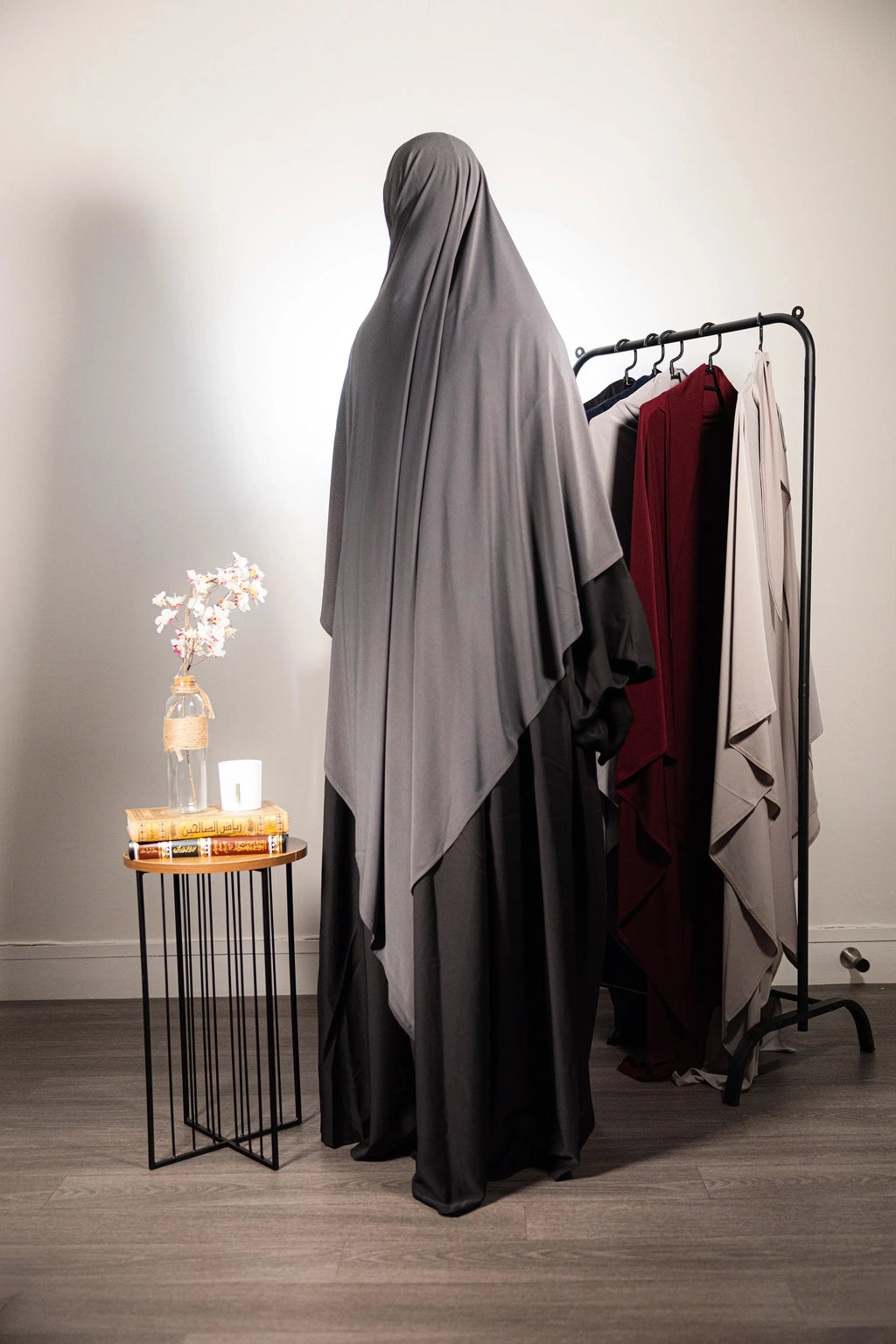 KHIMAR EN JERSEY PREMIUM Gris Sutra Hijab